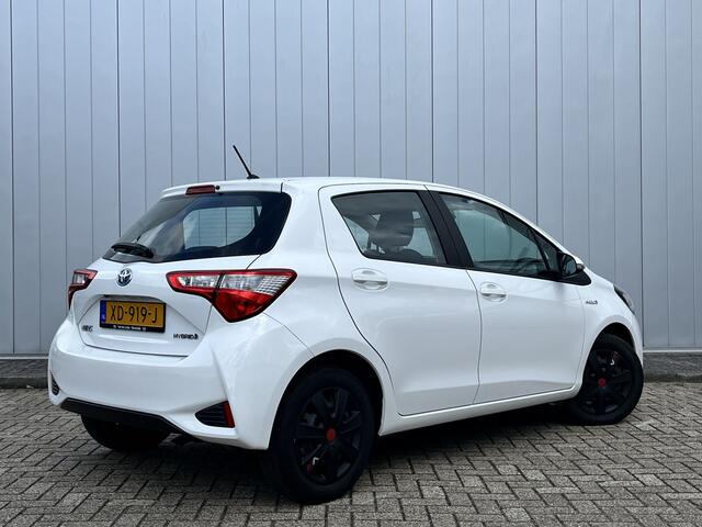Toyota YARIS 1.5 Hybrid Active NL Auto Navi Clima Cruise