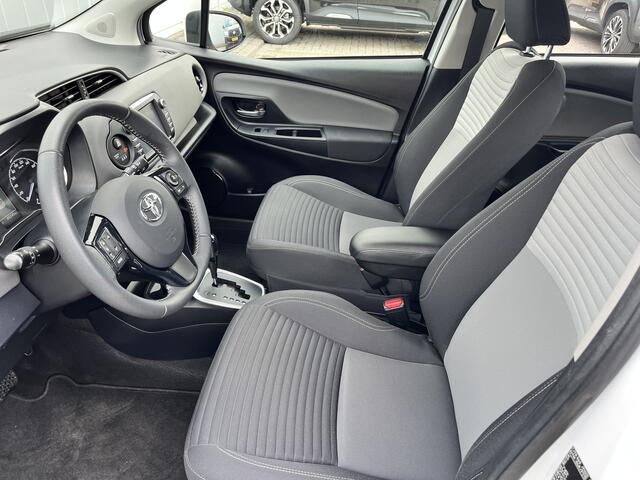 Toyota YARIS 1.5 Hybrid Active NL Auto Navi Clima Cruise