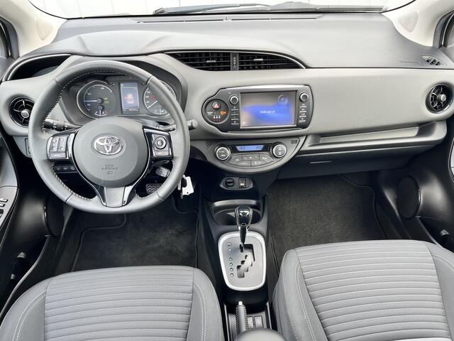 Toyota YARIS 1.5 Hybrid Active NL Auto Navi Clima Cruise