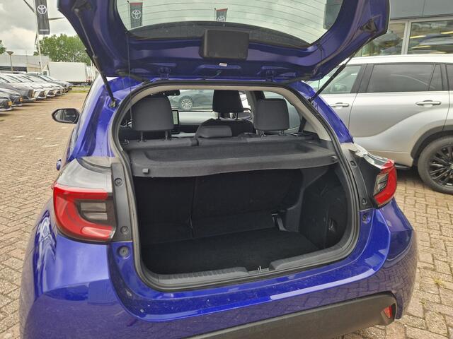 Toyota YARIS 1.5 Hybrid 115 First Edition