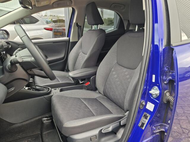 Toyota YARIS 1.5 Hybrid 115 First Edition