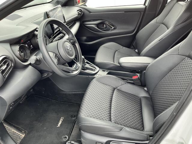 Toyota YARIS 1.5 Hybrid Launch Limited Bi-Tone Stoelverwarming Carplay Android auto