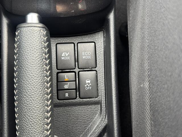 Toyota YARIS 1.5 Hybrid Y20 Edition Navigatie, Stoelverwarming, Lichtmetalen velgen, , All-in Rijklaarprijs