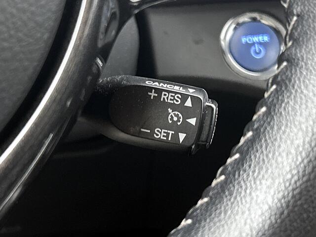 Toyota YARIS 1.5 Hybrid Y20 Exclusive Edition | Navigatie | Climate Controle | Camera |