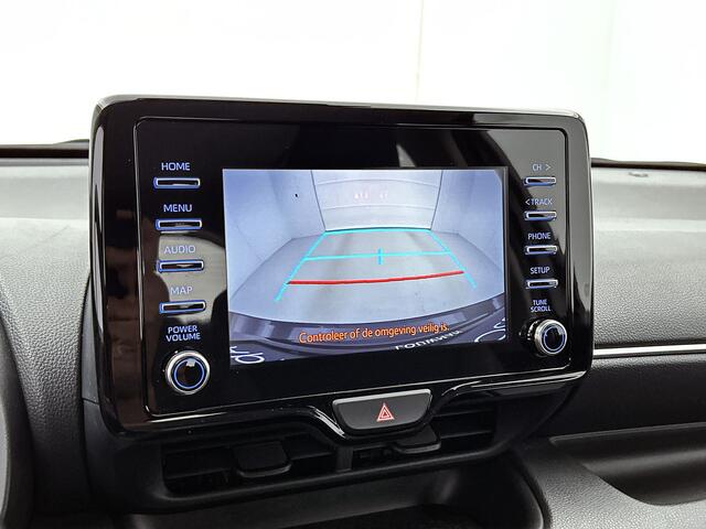 Toyota YARIS 1.5 Hybrid First Edition | LM velgen |