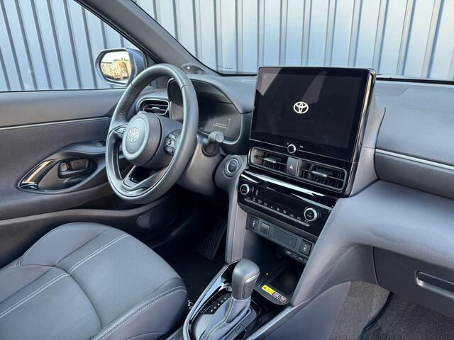 Toyota YARIS Cross 1.5 Hybrid 130 Launch Edition AWD | Pano dak | JBL | 360 camera | BSM | Rijklaar!!