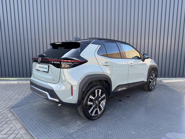 Toyota YARIS Cross 1.5 Hybrid 130 Launch Edition AWD | Pano dak | JBL | 360 camera | BSM | Rijklaar!!