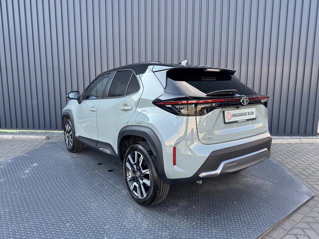 Toyota YARIS Cross 1.5 Hybrid 130 Launch Edition AWD | Pano dak | JBL | 360 camera | BSM | Rijklaar!!