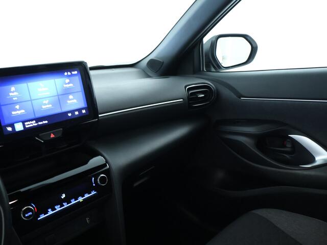 Toyota YARIS Cross 1.5 Hybrid First Edition | Navigatie | 17" Lichtmetalen velgen |