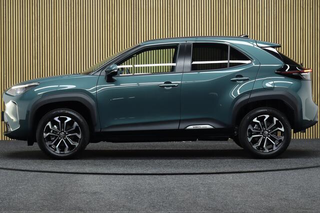 Toyota YARIS Cross 1.5 Hybrid 115 First Edition | Comfort Pack | Nieuw uit voorraad leverbaar | ¤ 1.450,- voorraad voordeel! | Adaptive-cruise | Apple Carplay & Android Auto | Camera | Keyless | Navigatie | Dodehoekdetectie