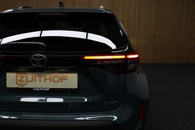 Toyota YARIS Cross 1.5 Hybrid 115 First Edition | Comfort Pack | Nieuw uit voorraad leverbaar | ¤ 1.450,- voorraad voordeel! | Adaptive-cruise | Apple Carplay & Android Auto | Camera | Keyless | Navigatie | Dodehoekdetectie