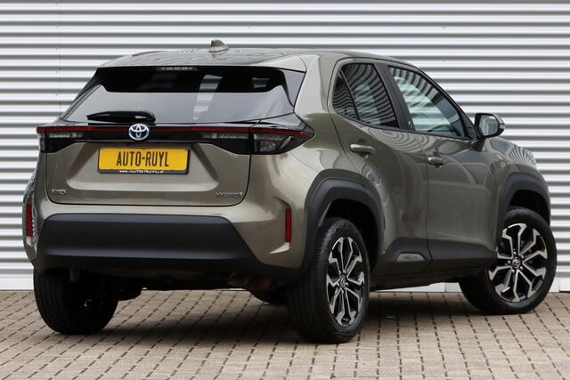 Toyota YARIS Cross 1.5 Hybrid Team-D, Winter-pakket / Carplay / Navi