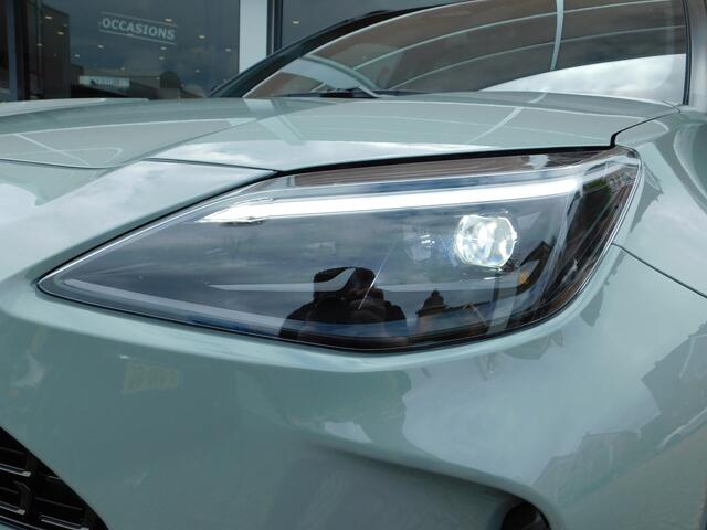 Toyota YARIS Cross 1.5 Hybrid 130 Launch Edition | Treeplanken