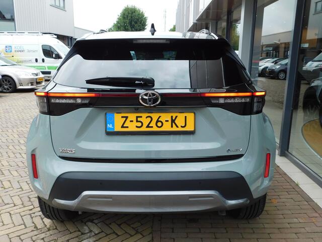 Toyota YARIS Cross 1.5 Hybrid 130 Launch Edition | Treeplanken