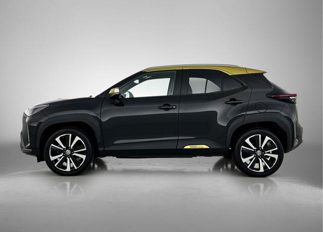 Toyota YARIS Cross 1.5 Hybrid Adventure AWD Limited | JBL | Head--up Display | Stuurverwarming | Elektrische achterklep |
