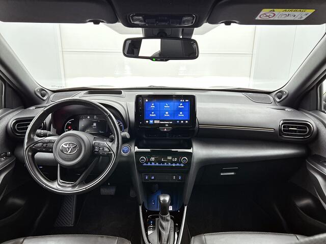 Toyota YARIS Cross 1.5 Hybrid Adventure AWD Limited | JBL | Head--up Display | Stuurverwarming | Elektrische achterklep |