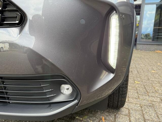 Toyota YARIS 1.5 HYBRID EXECUTIVE / PANORAMA / HEADUP / ADAPTIVE CRUISE / LED /CAMERA / APPLE ANDROID