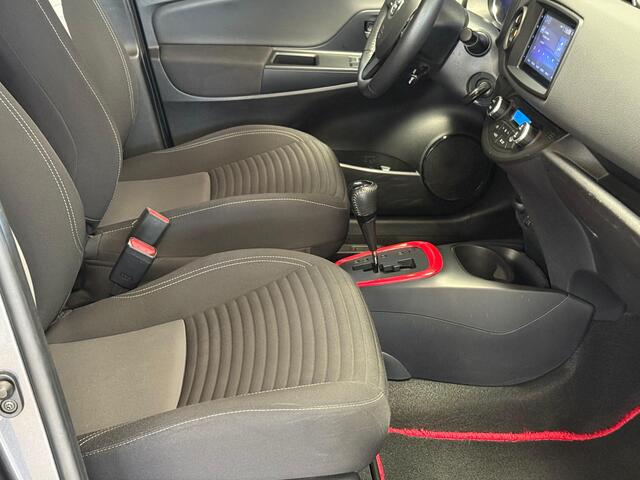 Toyota YARIS 1.5 Hybrid Automaat Clima Navi Camera Lm Velgen Cruise Fully Serviced!