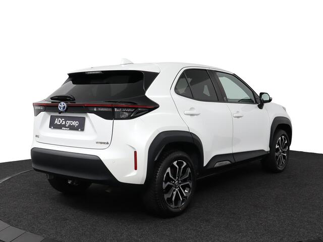 Toyota YARIS Cross 1.5 Hybrid Dynamic Limited | Navigatie | achterklep elektrisch | stoel/stuurverwarming |