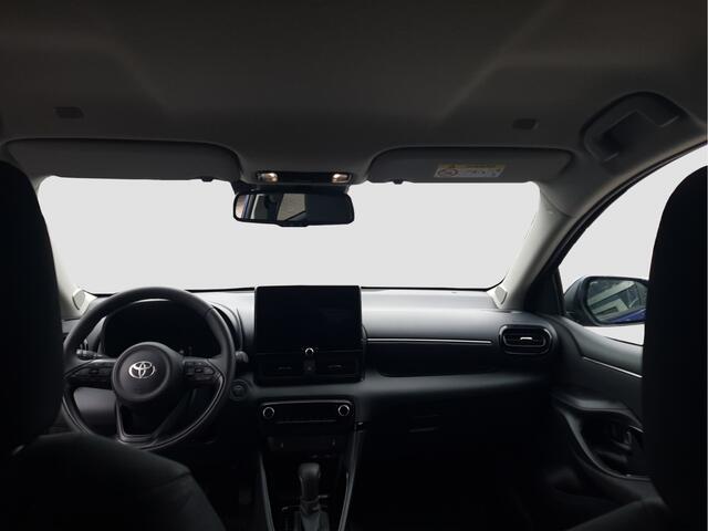 Toyota YARIS 1.5 Hybrid 115 First Edition *DEMO*