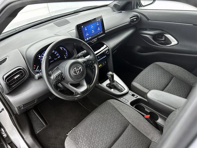 Toyota YARIS Cross 1.5 Hybrid Dynamic | Full map navigatie | Stoelverwarming | Privacy glass | Apple carplay |
