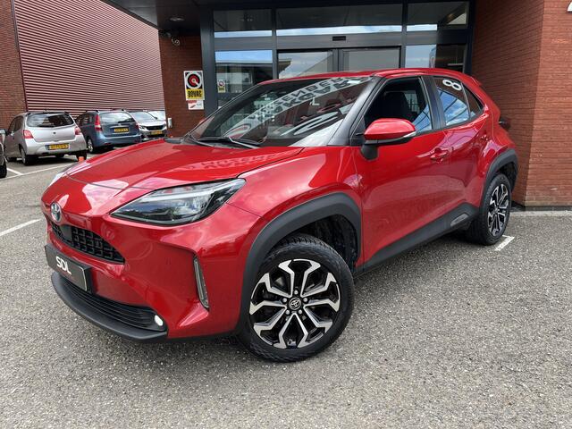 Toyota YARIS Cross 1.5 Hybrid First Edition // FULL LED // KEYLESS // DODEHOEK // ADAPT. CRUISE // CAMERA // STUUR+STOELVERWARMING //