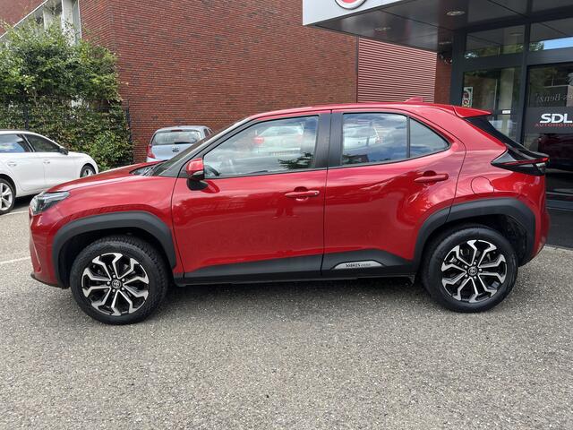 Toyota YARIS Cross 1.5 Hybrid First Edition // FULL LED // KEYLESS // DODEHOEK // ADAPT. CRUISE // CAMERA // STUUR+STOELVERWARMING //