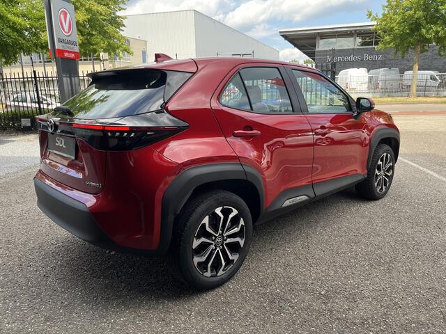 Toyota YARIS Cross 1.5 Hybrid First Edition // FULL LED // KEYLESS // DODEHOEK // ADAPT. CRUISE // CAMERA // STUUR+STOELVERWARMING //
