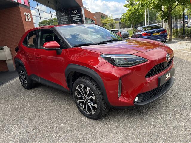 Toyota YARIS Cross 1.5 Hybrid First Edition // FULL LED // KEYLESS // DODEHOEK // ADAPT. CRUISE // CAMERA // STUUR+STOELVERWARMING //