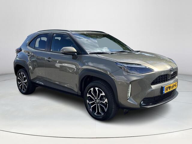 Toyota YARIS Cross 1.5 Hybrid Dynamic Stoel- + stuurverwarming | Navigatie | Keyless entry | LED koplampen |