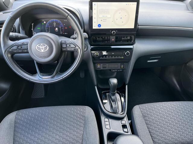 Toyota YARIS Cross 1.5 Hybrid Dynamic Stoel- + stuurverwarming | Navigatie | Keyless entry | LED koplampen |