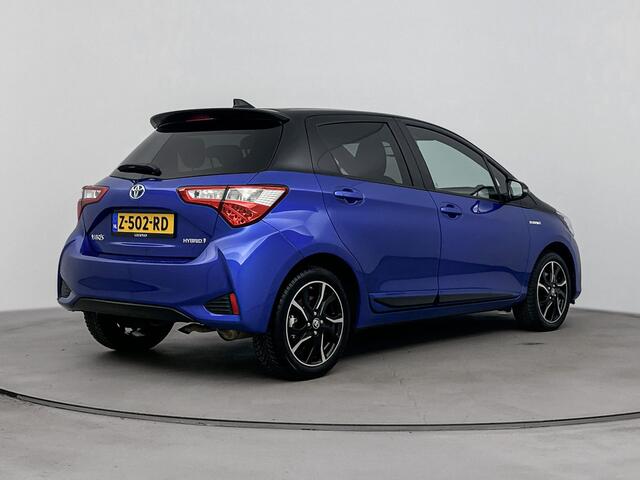 Toyota YARIS 1.5 Hybrid Y20 | Climate control | Camera | Sportstuur | LM velgen | Afwijkende dakkleur |