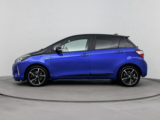 Toyota YARIS 1.5 Hybrid Y20 | Climate control | Camera | Sportstuur | LM velgen | Afwijkende dakkleur |