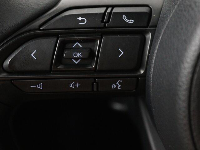 Toyota YARIS 1.5 Hybrid Tokyo Spirit