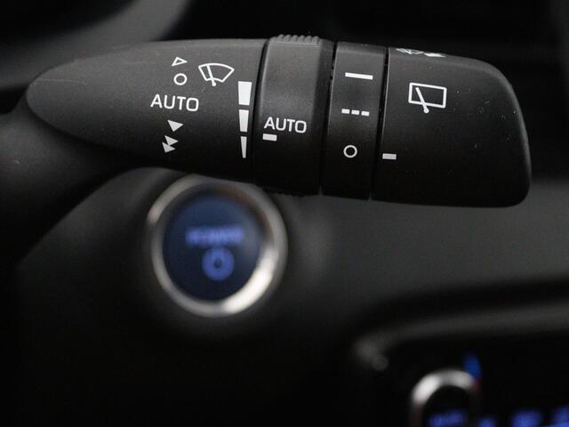 Toyota YARIS 1.5 Hybrid Tokyo Spirit