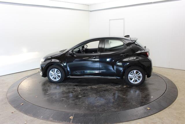 Toyota YARIS 1.5 Hyb Nieuw Rijklaar Camera PDC v+a Stoel/Stuur Verwarming Adaptive Cruise Control