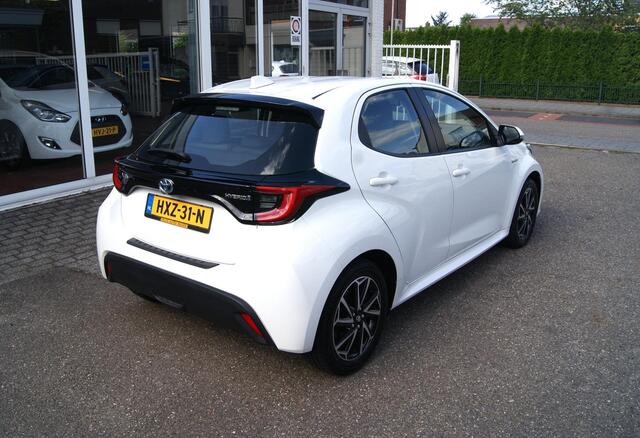 Toyota YARIS 1.5 Hybrid Dynamic Cruise,Clima,Camera,RIJKLAARPRIJS!!