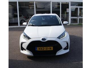 toyota-yaris-1.5-hybrid-dynamic-cru