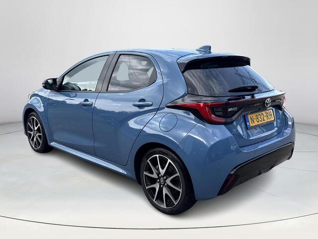 Toyota YARIS 1.5 Hybrid Executive **HEAD-UP DISPLAY/ DODEHOEK DETECTIE/ PARKEERSENSOREN/ 36 MAANDEN GARANTIE**