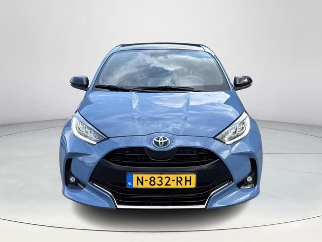 Toyota YARIS 1.5 Hybrid Executive **HEAD-UP DISPLAY/ DODEHOEK DETECTIE/ PARKEERSENSOREN/ 36 MAANDEN GARANTIE**
