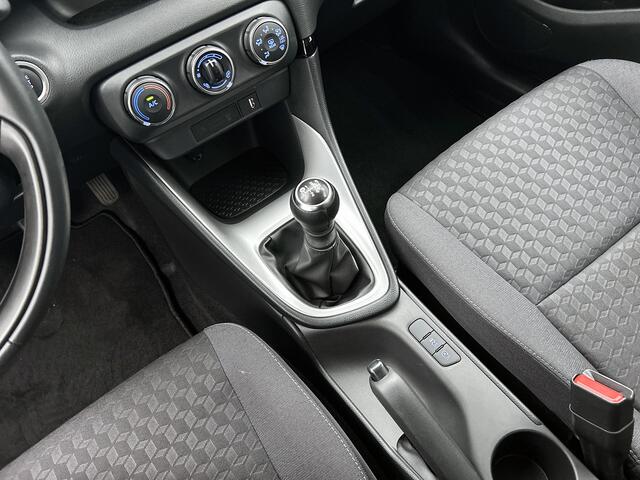 Toyota YARIS 1.5 VVT-i Dynamic