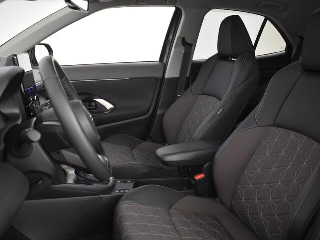 Toyota YARIS 1.5 Hybrid Elegant