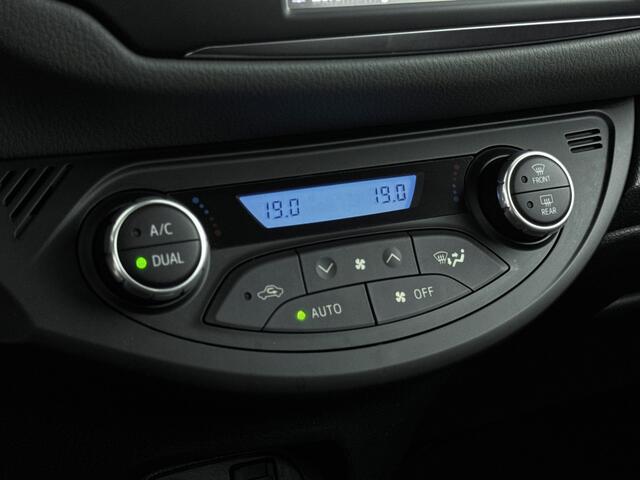 Toyota YARIS 1.5 Hybrid Aspiration Limited | Parkeercamera | Navigatie |