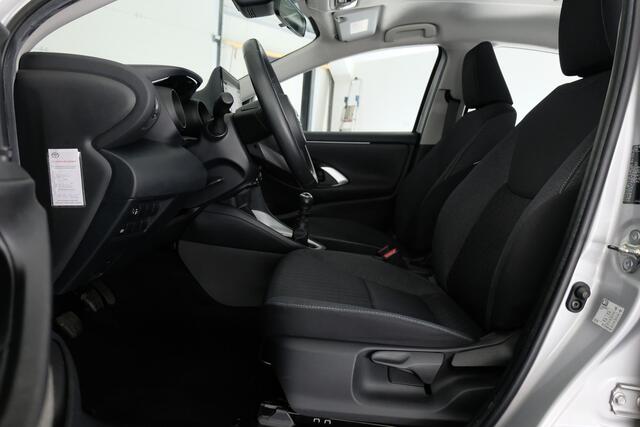 Toyota YARIS 1.5 VVT-i Dynamic | CAMERA | NAVI | CRUISE |