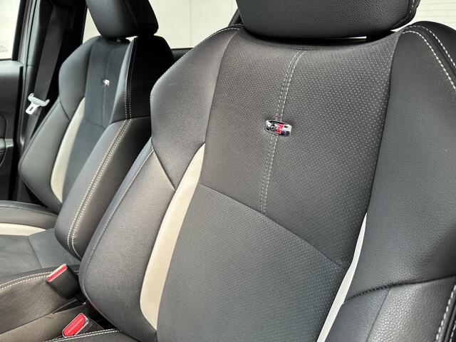 Toyota YARIS 1.5 Hybrid GR-Sport Bomvol opties, Sportstoelen, Carplay