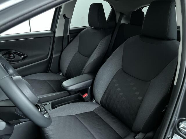 Toyota YARIS 1.5 Hybrid 115 Business Plus