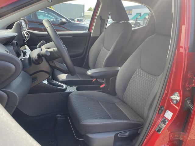 Toyota YARIS 1.5 Hybrid Dynamic NL Auto Carplay Keyless Cruise