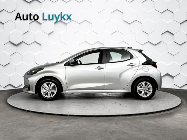 Toyota YARIS 1.5 Hybrid 115 Business | Parkeersensoren voor + achter | Stuurverwarming | Stoelverwarming