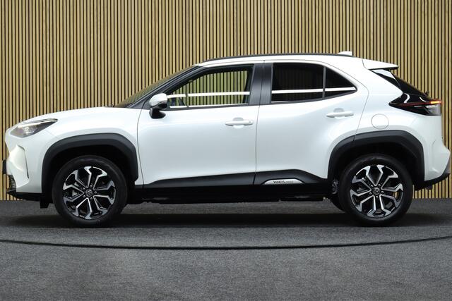 Toyota YARIS Cross 1.5 Hybrid 115 First Edition | Navigatie | Winterpakket | Apple Carplay & Android Auto | Camera | Adaptive-cruise | Keyless | Clima