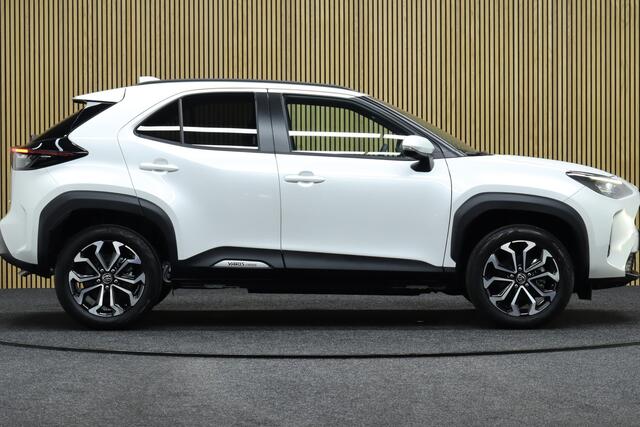Toyota YARIS Cross 1.5 Hybrid 115 First Edition | Navigatie | Winterpakket | Apple Carplay & Android Auto | Camera | Adaptive-cruise | Keyless | Clima